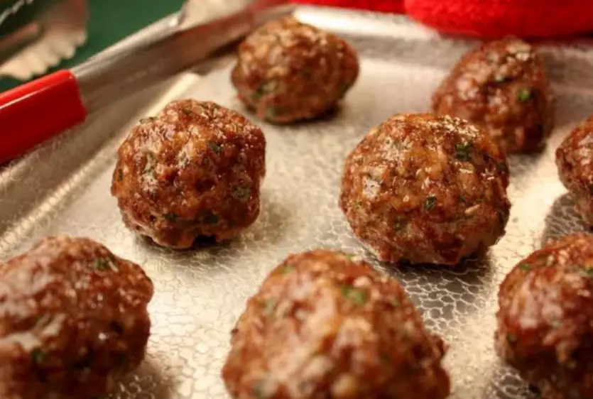 best meatball forming machine, famous meatball recipe,  baked meatball recipe,  beef meatball recipe,  best meatball sauce,  italian meatball recipe,  crockpot meatball recipe,  how to make meatballs with flour,  bbq meatball recipe, 